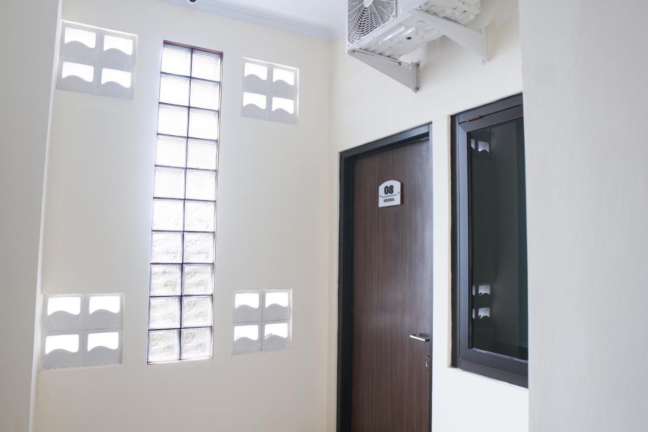 Hostel Kost Eksklusif Teduh Salakan Zewnętrze zdjęcie