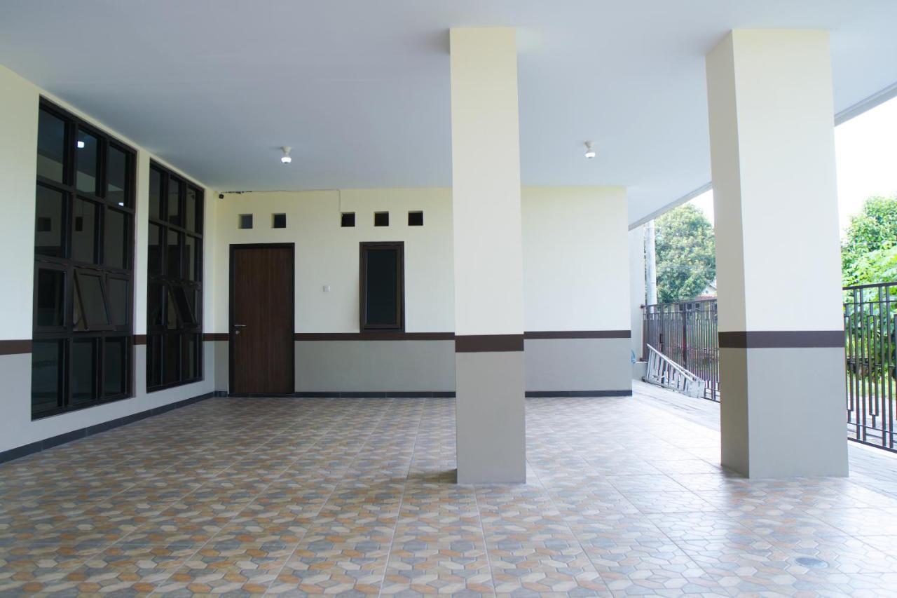 Hostel Kost Eksklusif Teduh Salakan Zewnętrze zdjęcie